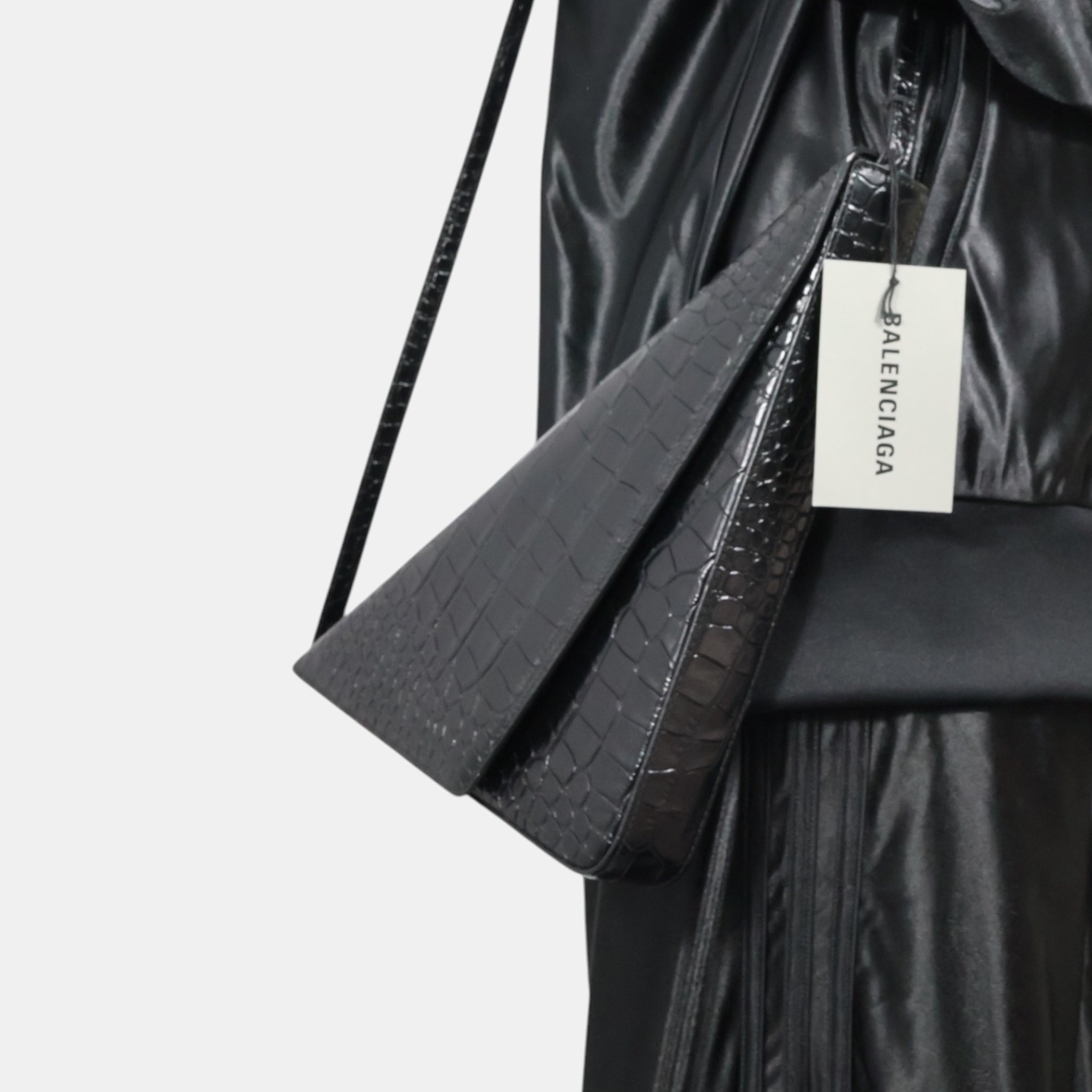 Balenciaga Black Faux Croc-Embossed Calfskin Leather Triangle Clutch - Brand New - Balenciaga - from the ss17 to aw21 archives