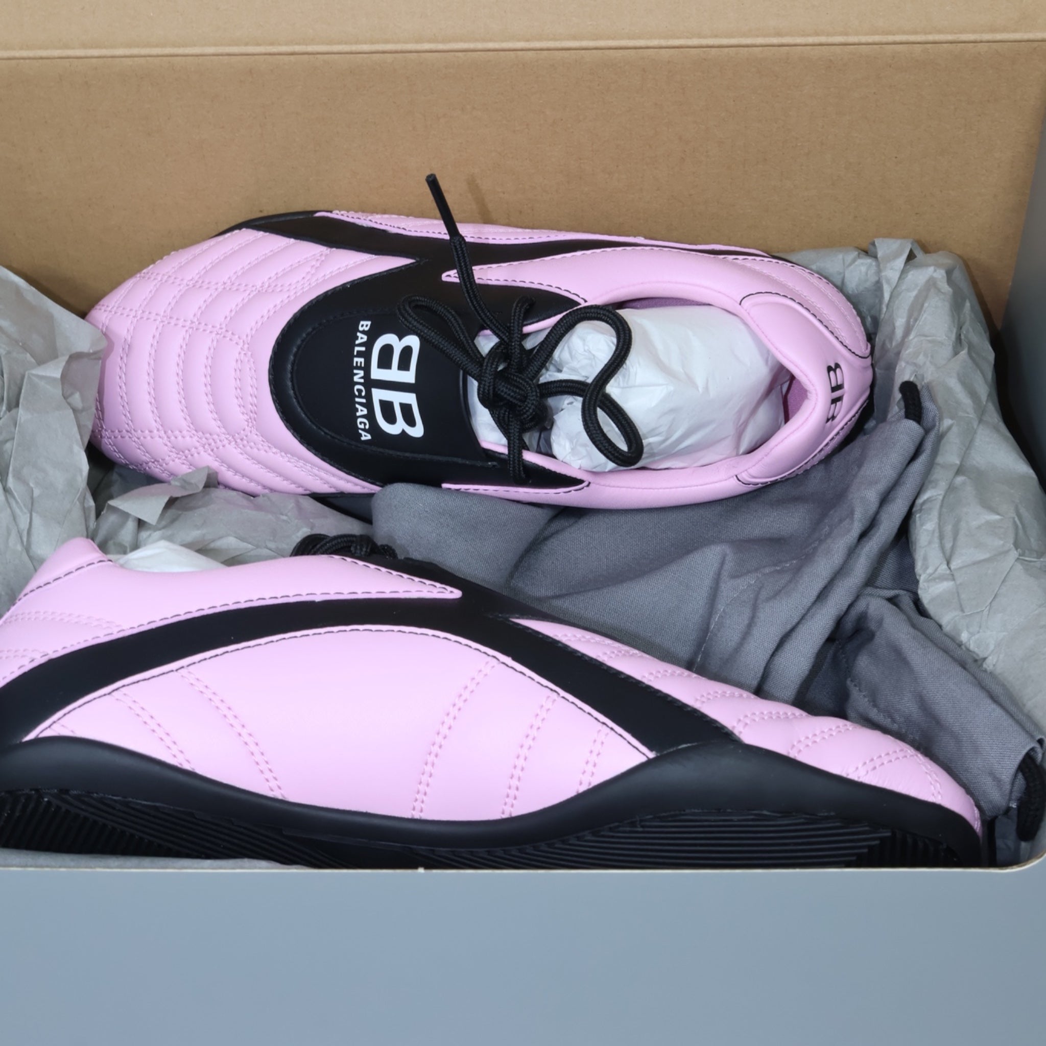 Balenciaga Pink Leather Zen Sneakers (EU37) - Brand New - Balenciaga - from the ss17 to aw21 archives