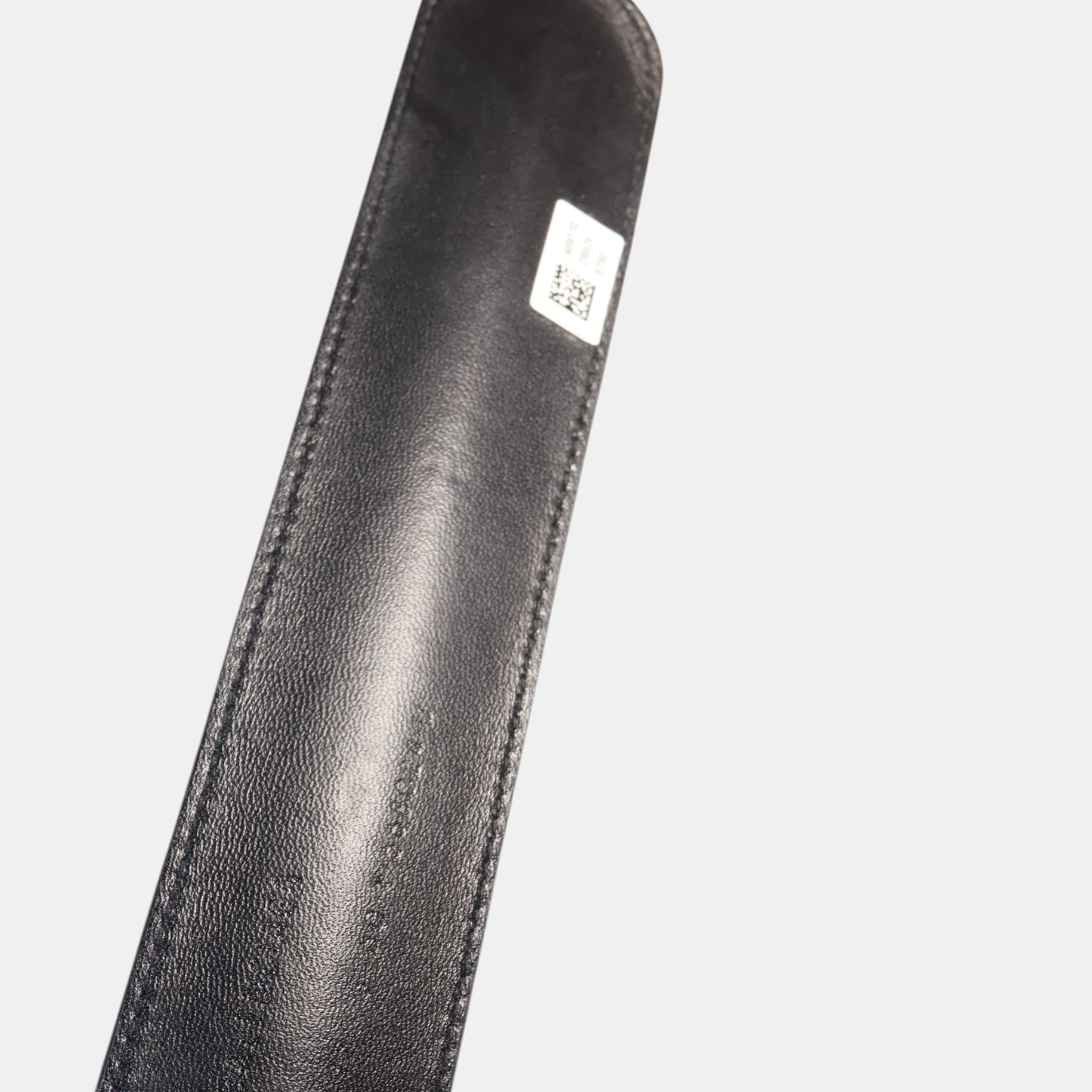 Balenciaga Pink Slap Leather Bracelet - Brand New - Balenciaga - from the ss17 to aw21 archives