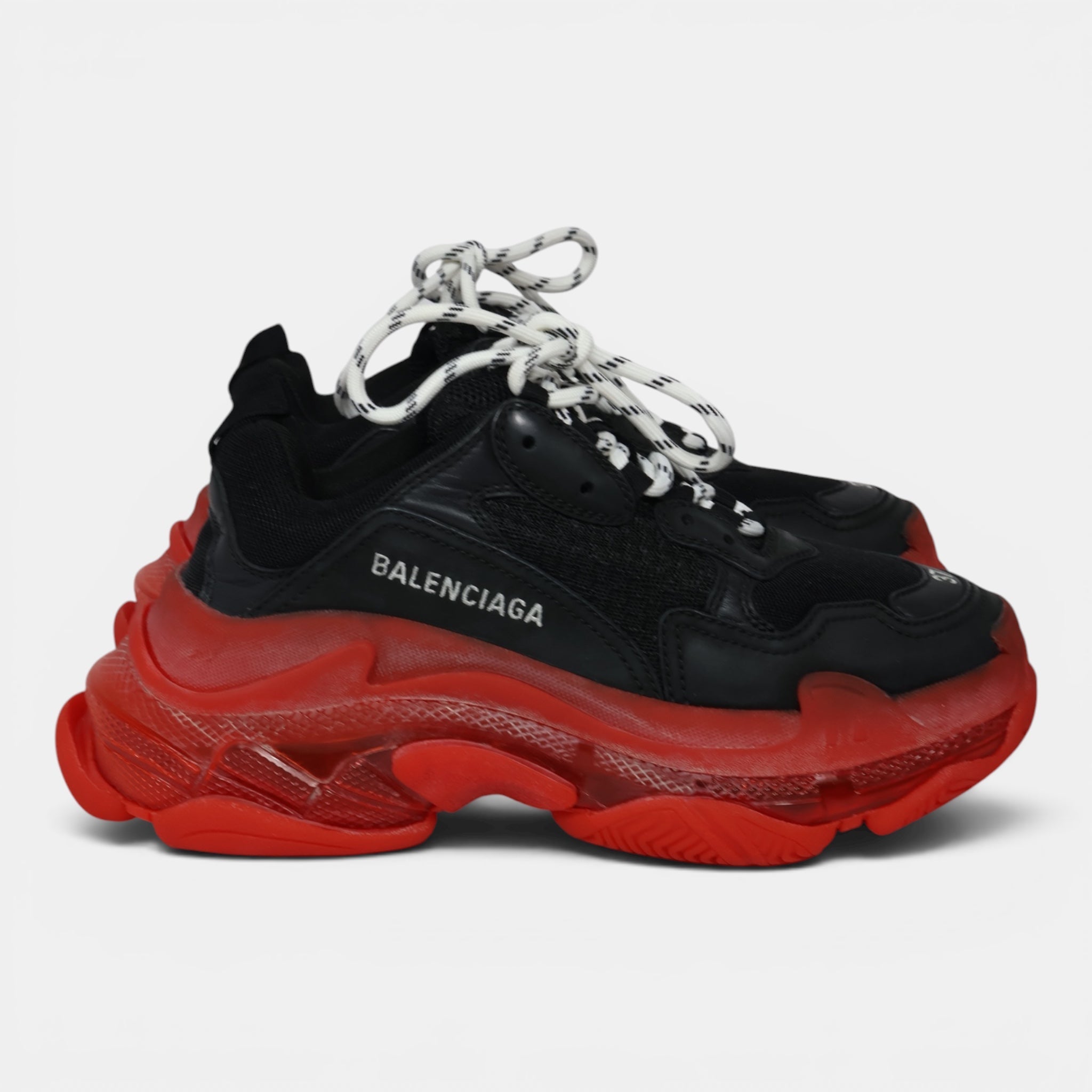 Balenciaga Red/Black Triple S Sneakers (EU37) - Brand New - Balenciaga - from the ss17 to aw21 archives