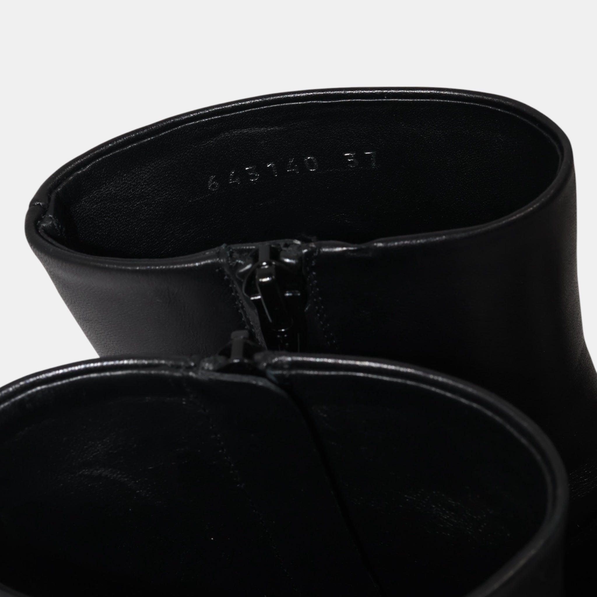 [Campaign] Balenciaga Fetish Pointy Buckles Soft Leather Boots (EU37) - Near Mint - Balenciaga - from the ss17 to aw21 archives