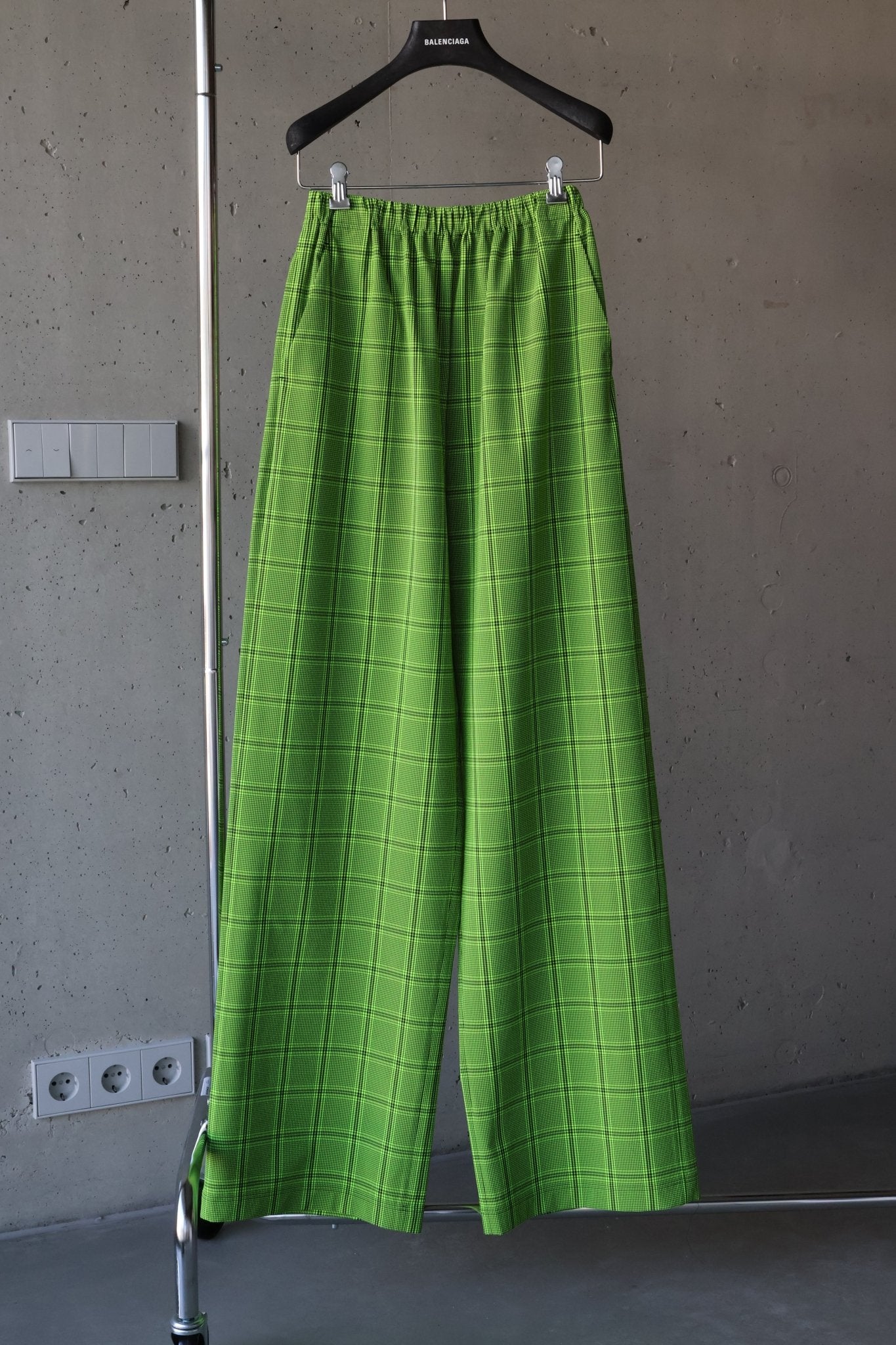 [Campaign] Balenciaga Lime Green Checked Trousers (M44) - Brand New - Balenciaga - from the ss17 to aw21 archives