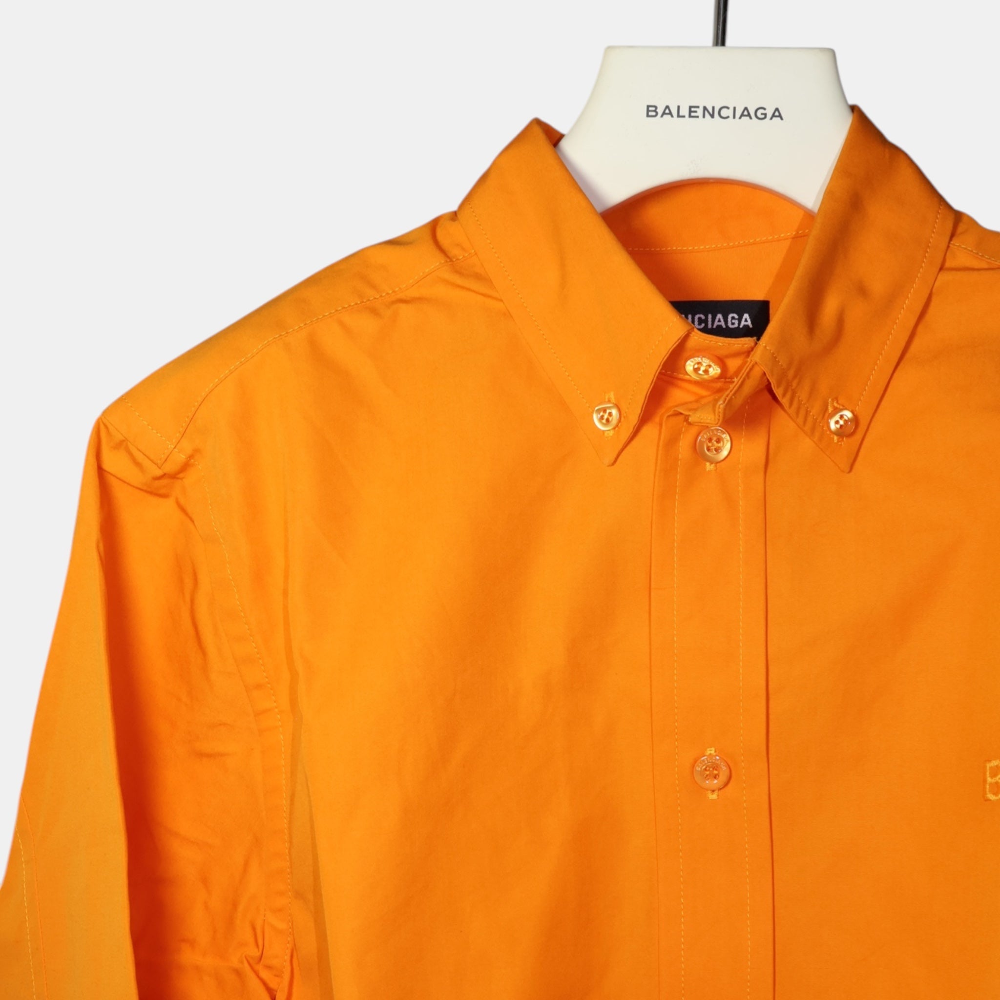 [Campaign] Balenciaga Orange Shrunk Shirt (M39) - Excellent - Balenciaga - from the ss17 to aw21 archives
