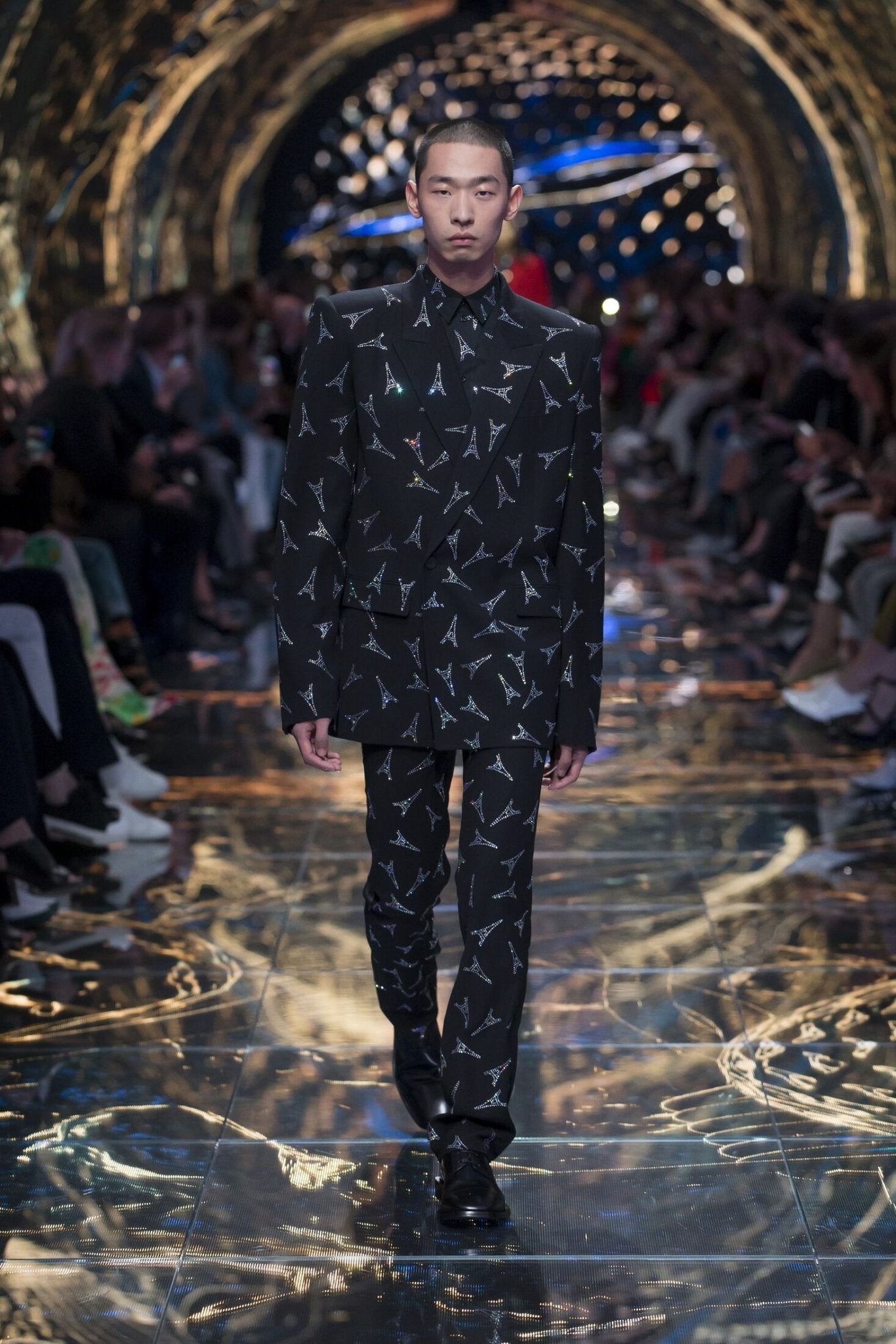 [Runway] Balenciaga Eiffel Tower Strass Shrunk Shirt (M39) - Brand New w/ Tags - Balenciaga - from the ss17 to aw21 archives