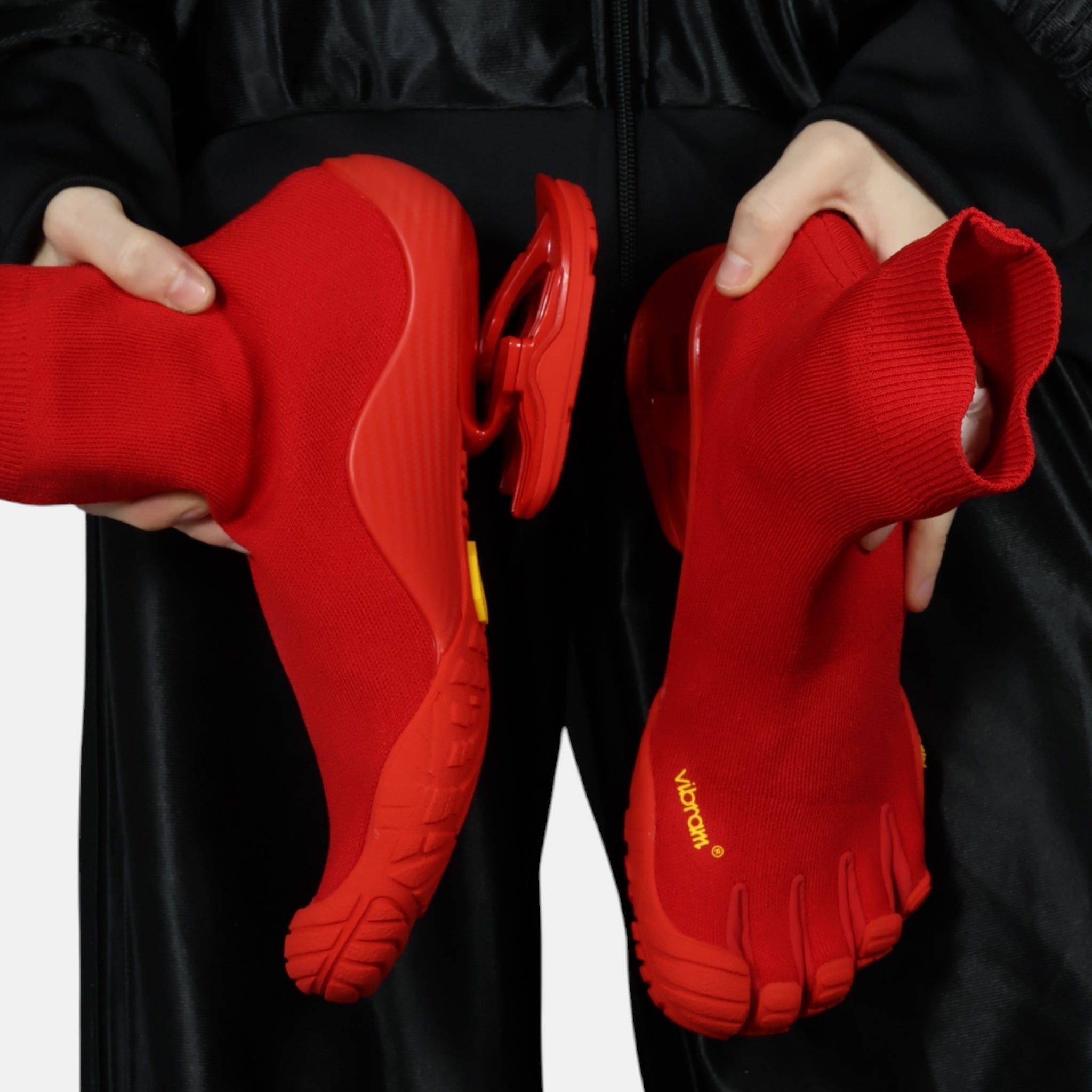 [Runway] Balenciaga x Vibram FiveFingers Speed Sneakers (EU37) - Brand New - Balenciaga - from the ss17 to aw21 archives